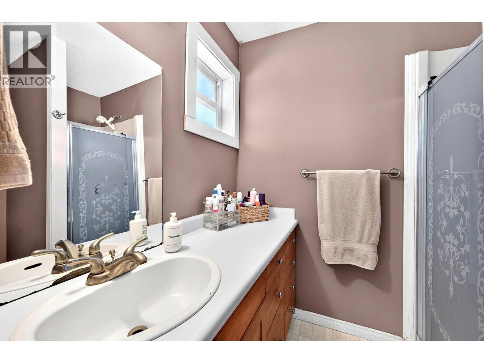 2580 Nechako Drive, Kamloops, British Columbia  V2E 2C9 - Photo 18 - 10392844