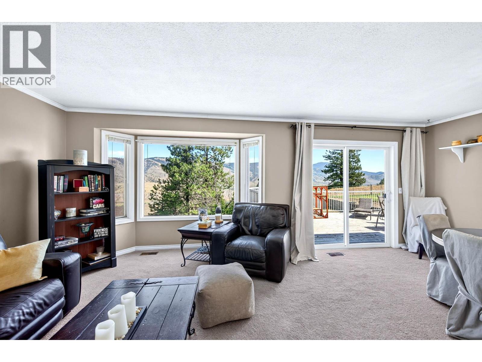 2580 Nechako Drive, Kamloops, British Columbia  V2E 2C9 - Photo 5 - 10392844