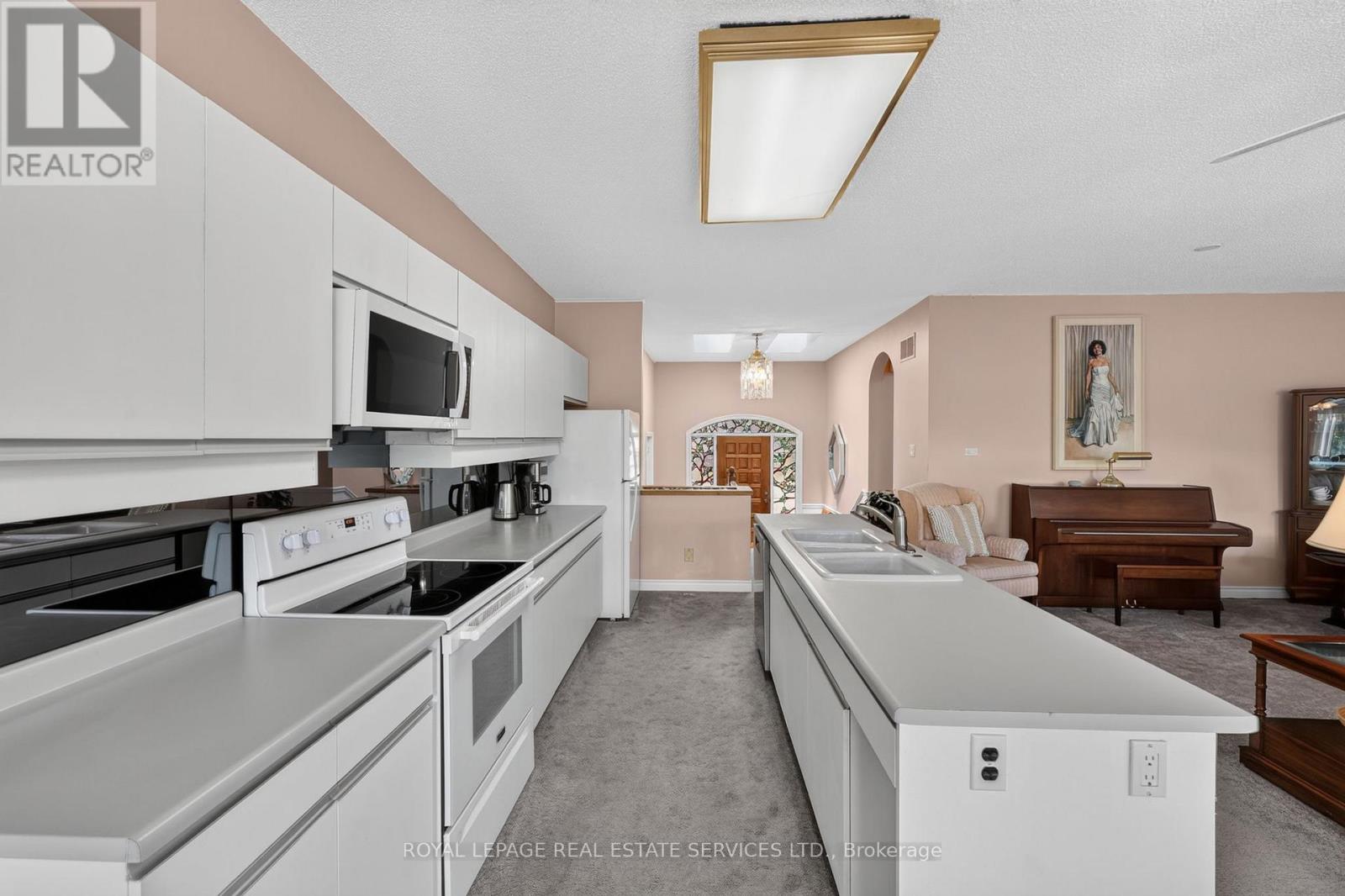319 Old Mosley Street, Wasaga Beach, Ontario  L9Z 2S2 - Photo 11 - S13502546