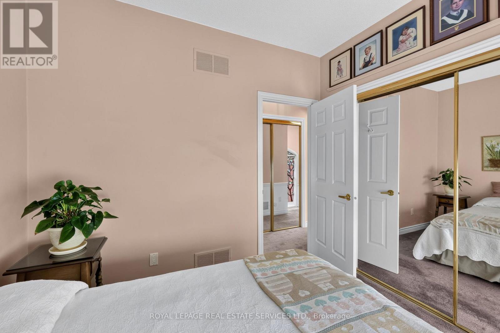 319 Old Mosley Street, Wasaga Beach, Ontario  L9Z 2S2 - Photo 18 - S13502546