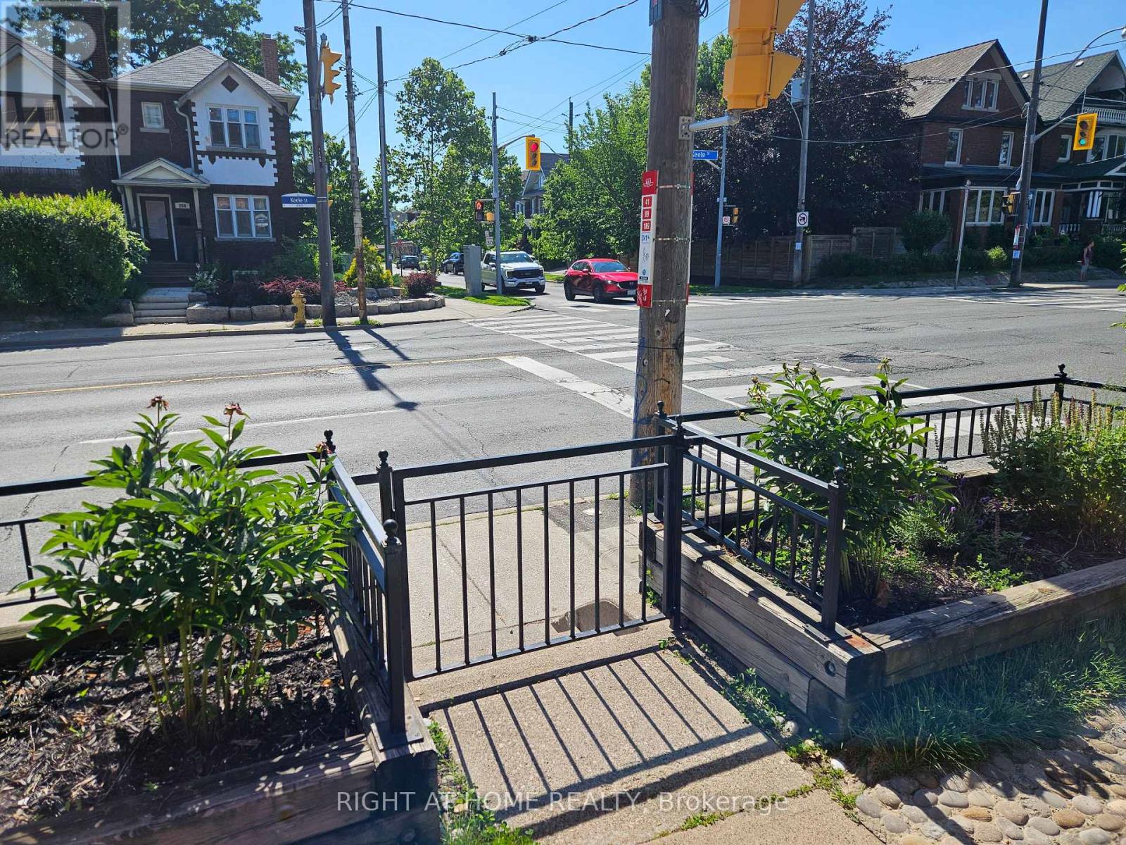 263 Keele Street, Toronto, Ontario  M6P 2K1 - Photo 2 - W13502636