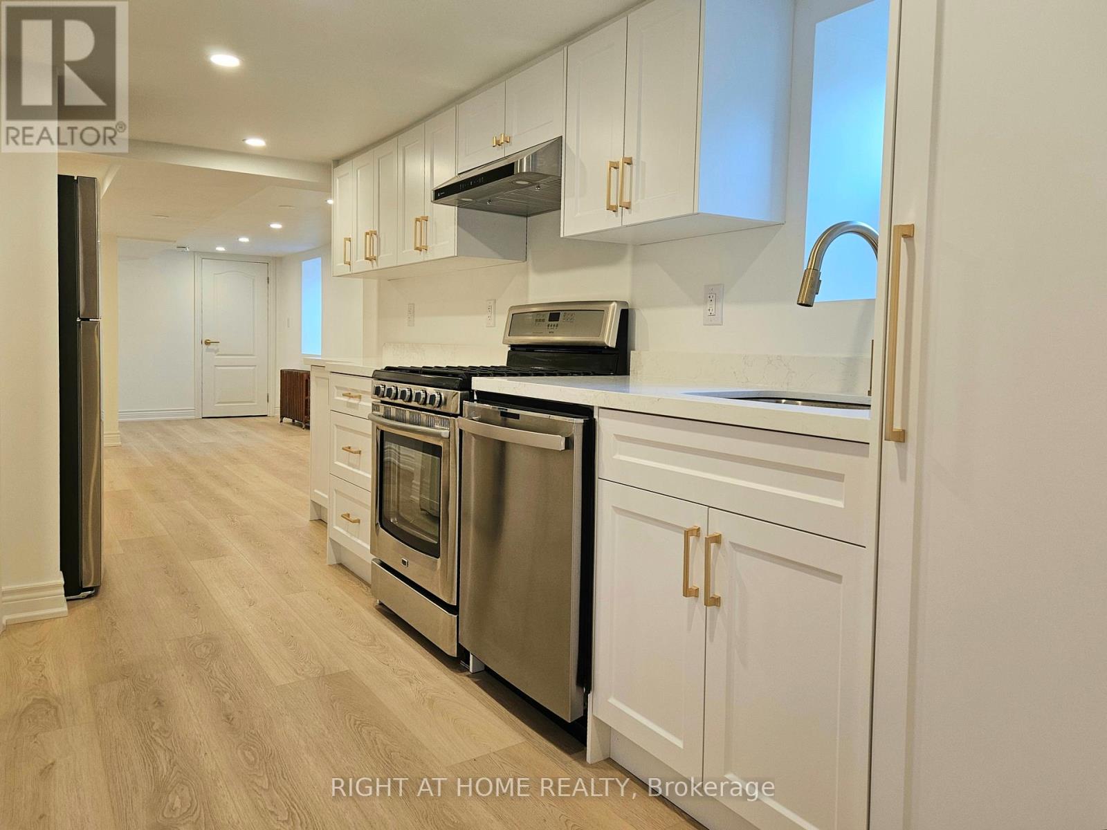 263 Keele Street, Toronto, Ontario  M6P 2K1 - Photo 8 - W13502636