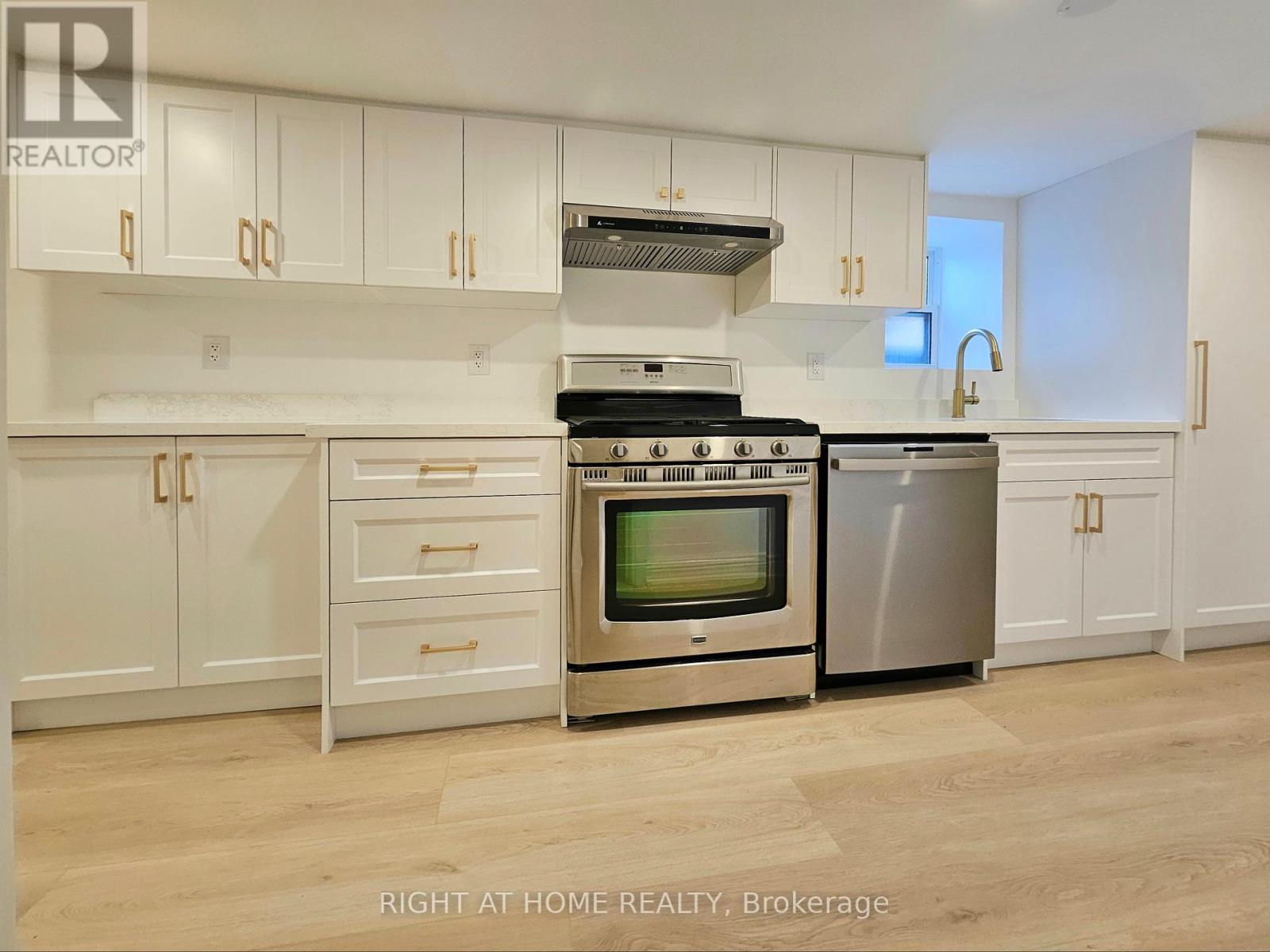 263 Keele Street, Toronto, Ontario  M6P 2K1 - Photo 9 - W13502636