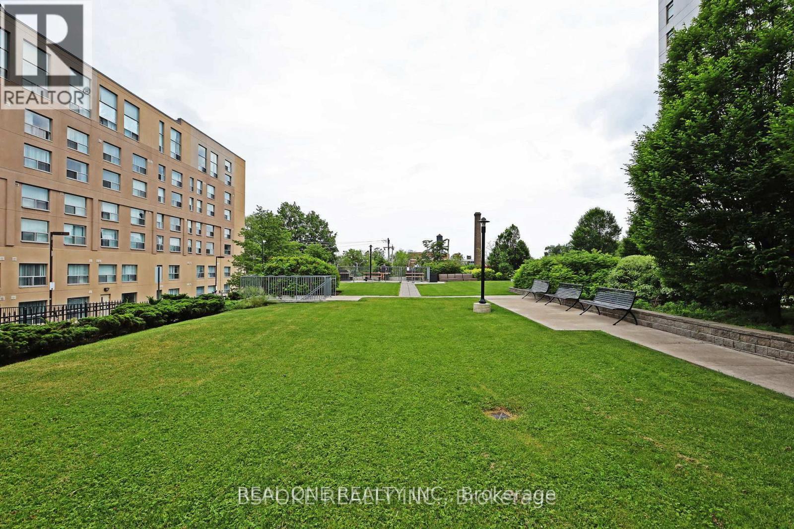 624 - 812 Lansdowne Avenue, Toronto, Ontario  M6H 4K5 - Photo 13 - W13502728