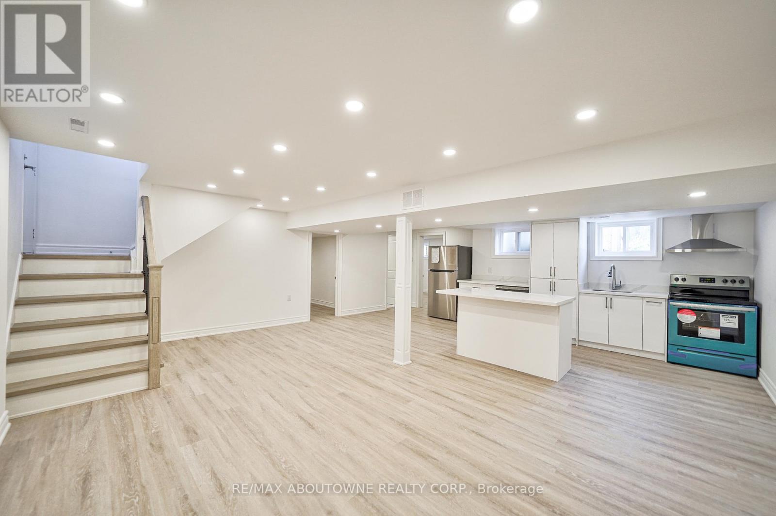 Lower - 4395 Longmoor Drive, Burlington, Ontario  L7L 1X8 - Photo 7 - W13502742
