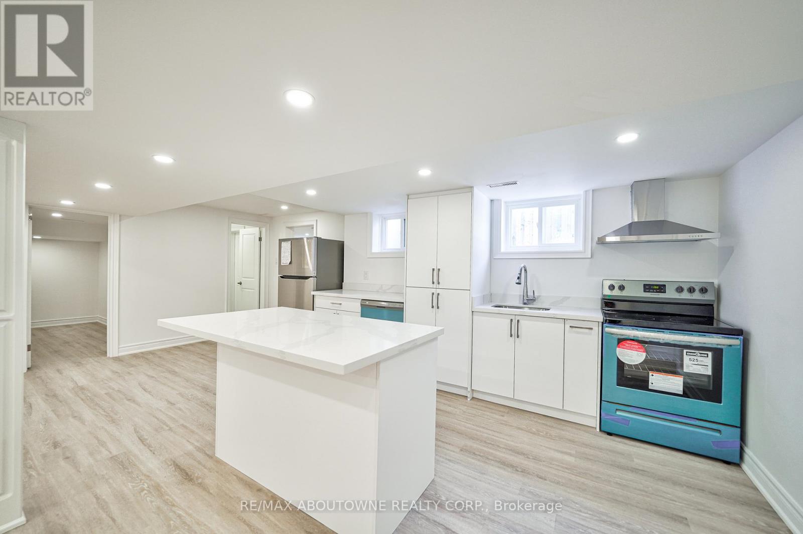 Lower - 4395 Longmoor Drive, Burlington, Ontario  L7L 1X8 - Photo 9 - W13502742