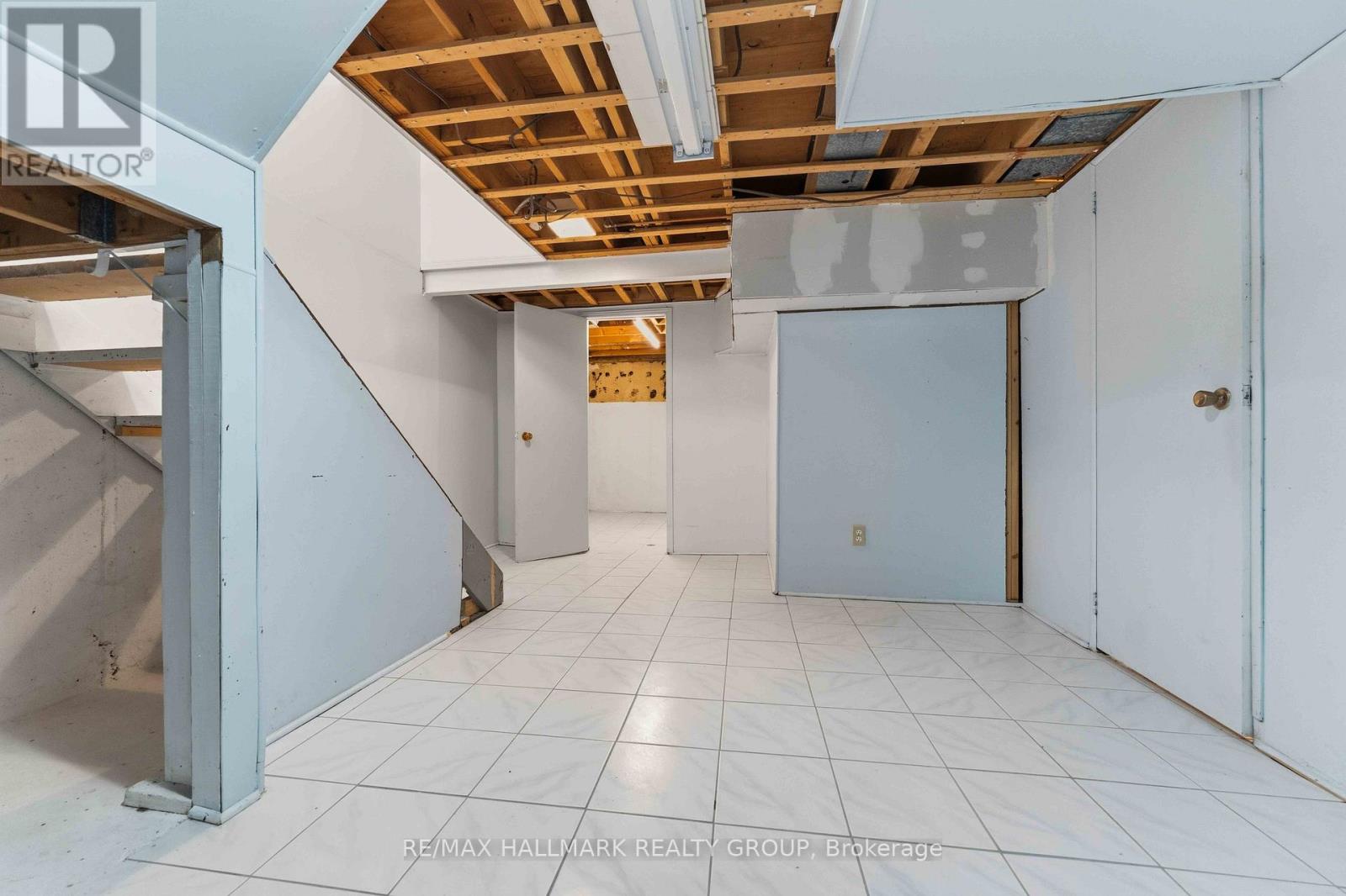 48 - 2202 Orient Park Drive, Ottawa, Ontario  K1B 4W2 - Photo 32 - X13502810
