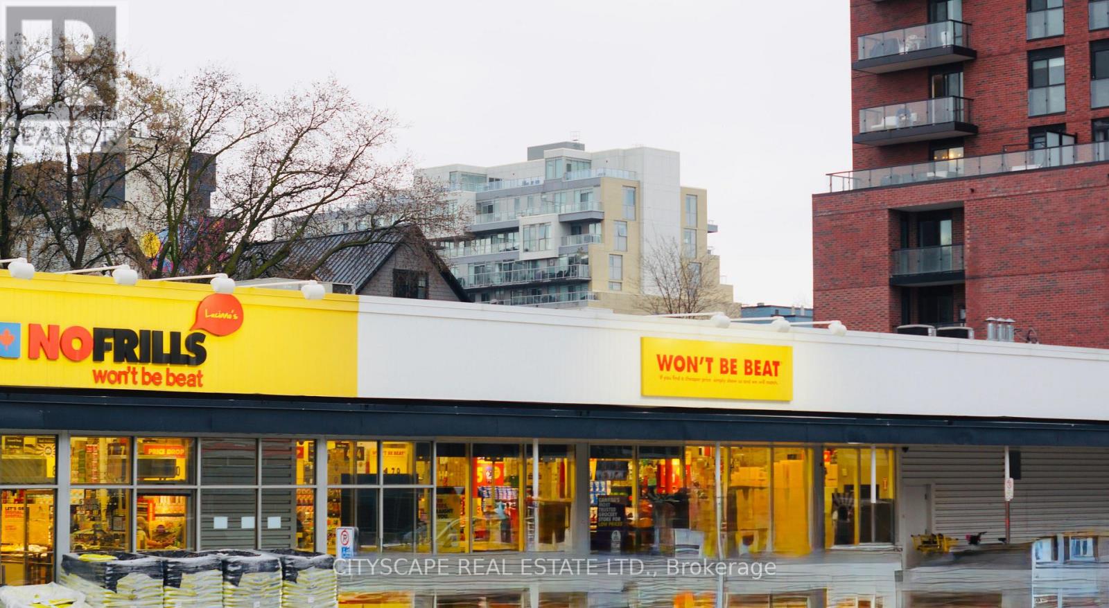 306 - 185 ALBERTA AVENUE, Toronto, Ontario