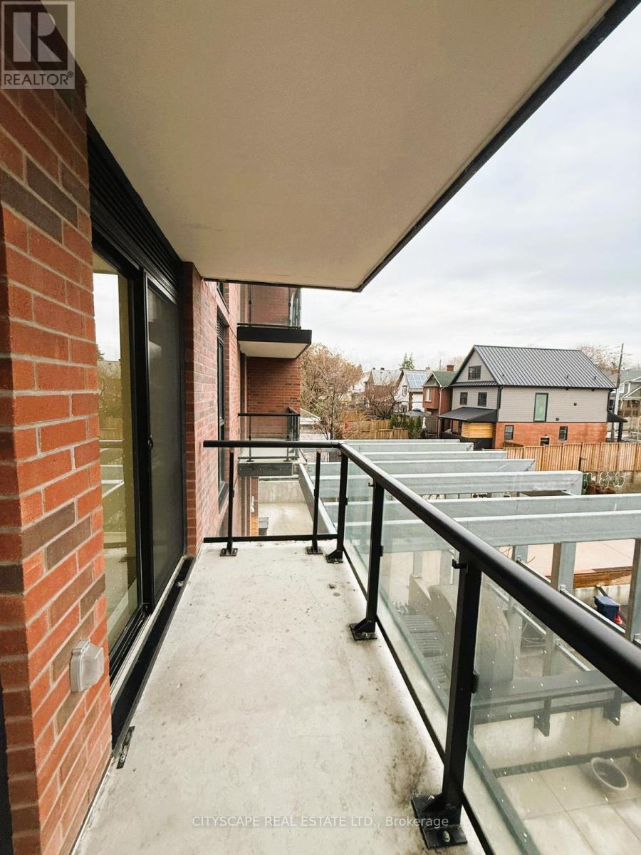 306 - 185 Alberta Avenue, Toronto, Ontario  M6C 0A5 - Photo 33 - C13502766