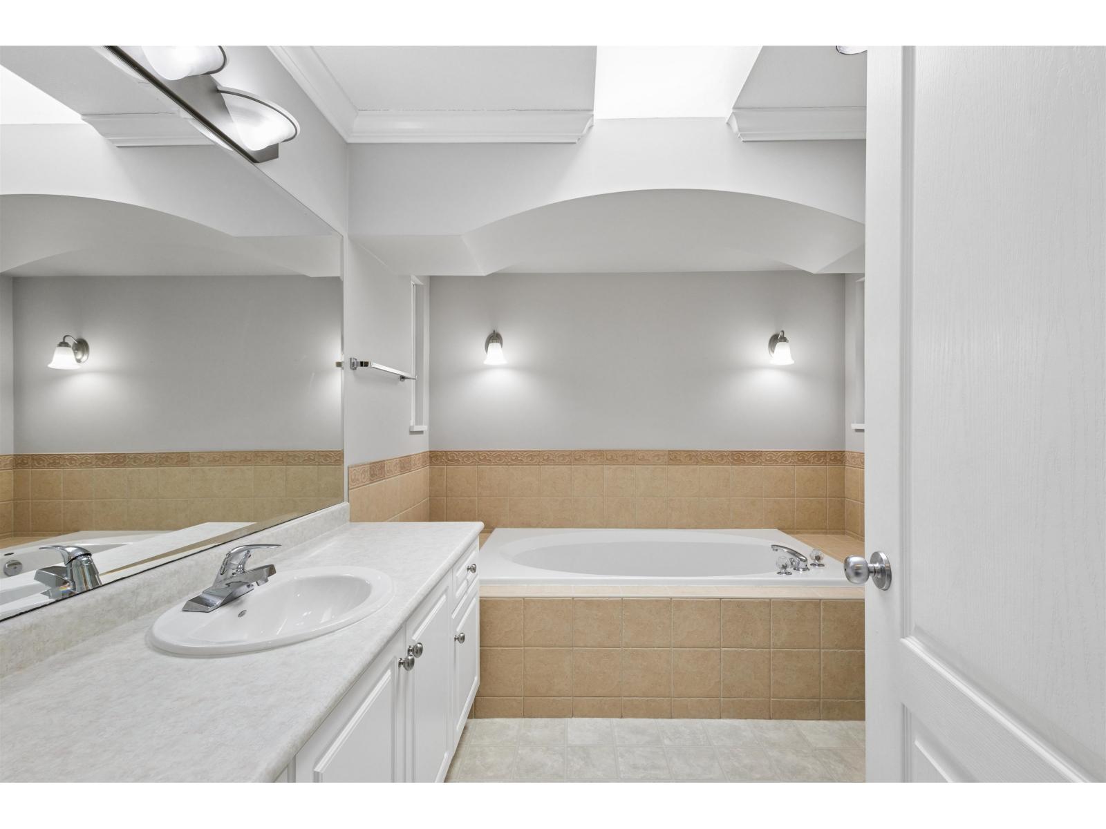 8838 216 Street, Langley, British Columbia  V1M 3Z5 - Photo 35 - R3140579