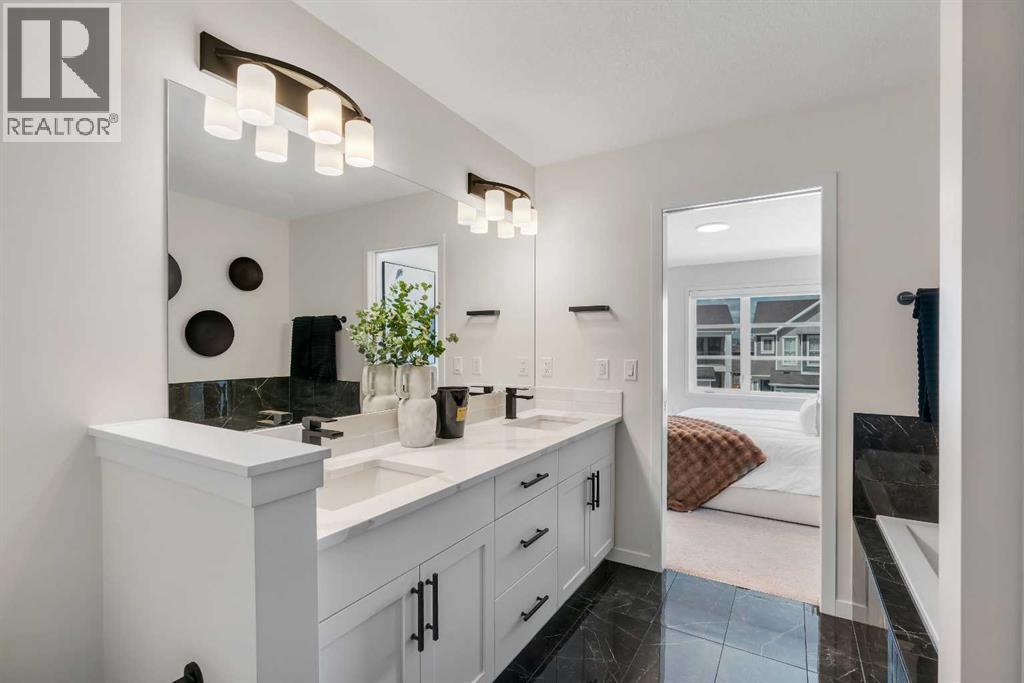 48 Lucas Passage NW, Calgary, Alberta  T3P 2E3 - Photo 29 - A2322293