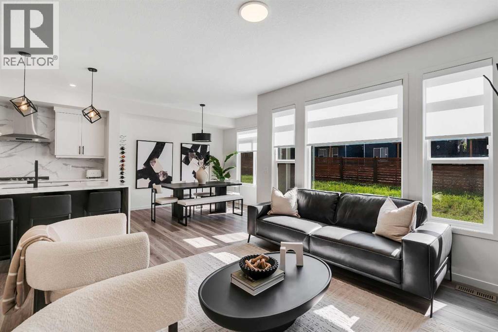 48 Lucas Passage NW, Calgary, Alberta  T3P 2E3 - Photo 14 - A2322293