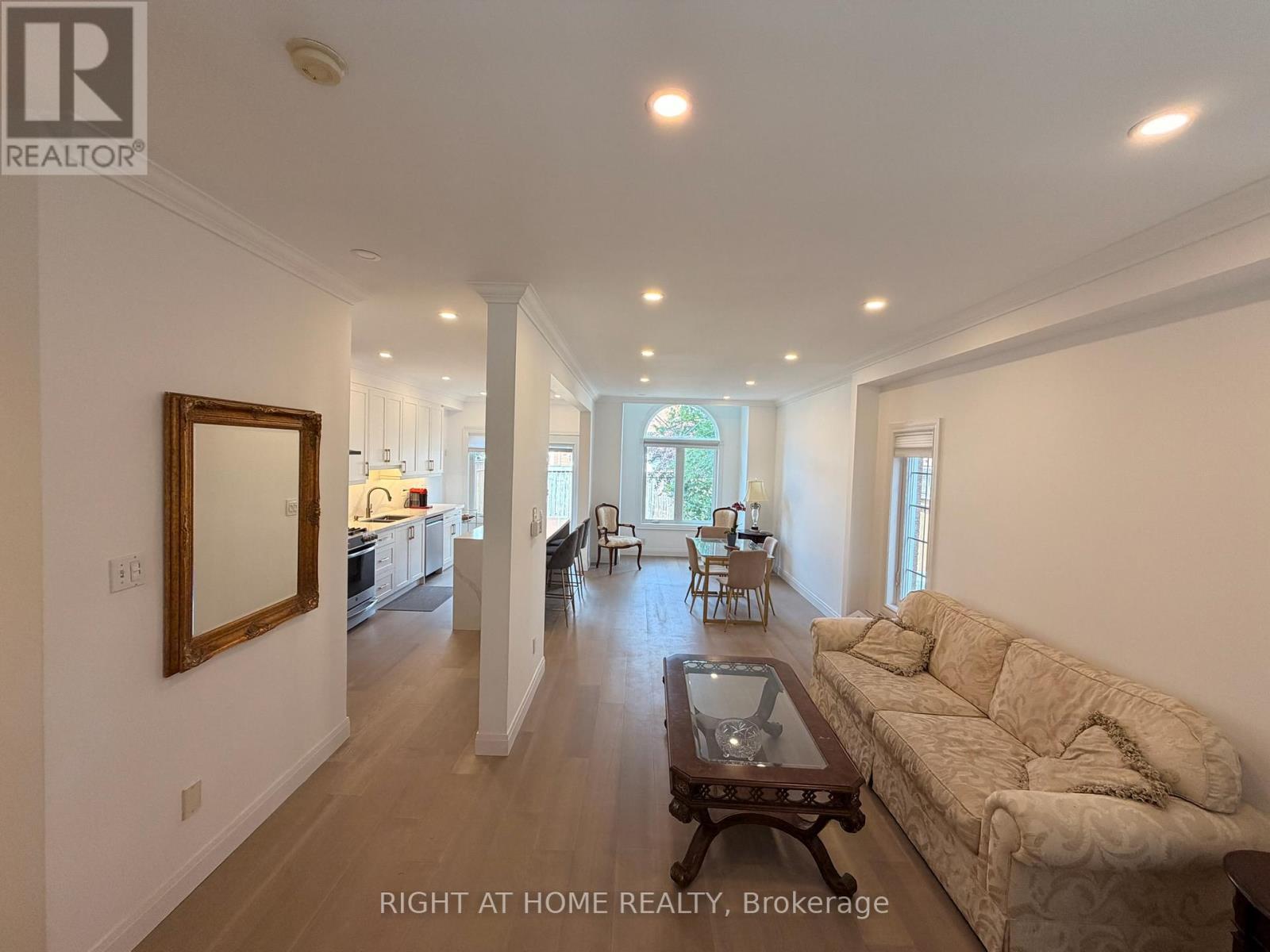 7 - 2 Mary Gapper Crescent, Richmond Hill, Ontario  L4C 0J4 - Photo 7 - N13502798