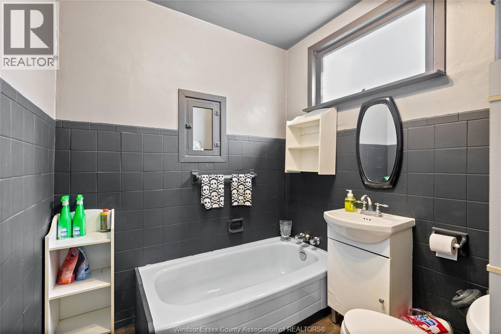 1430 Albert, Windsor, Ontario  N8Y 3P9 - Photo 11 - 26015525