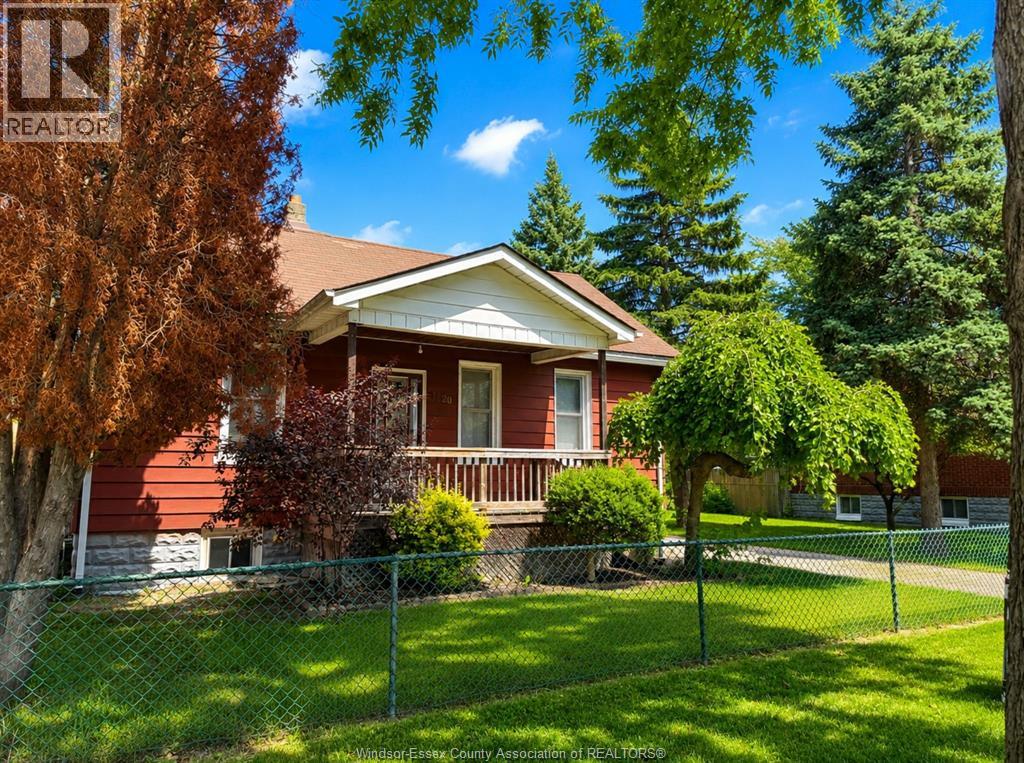 1430 Albert, Windsor, Ontario  N8Y 3P9 - Photo 2 - 26015525