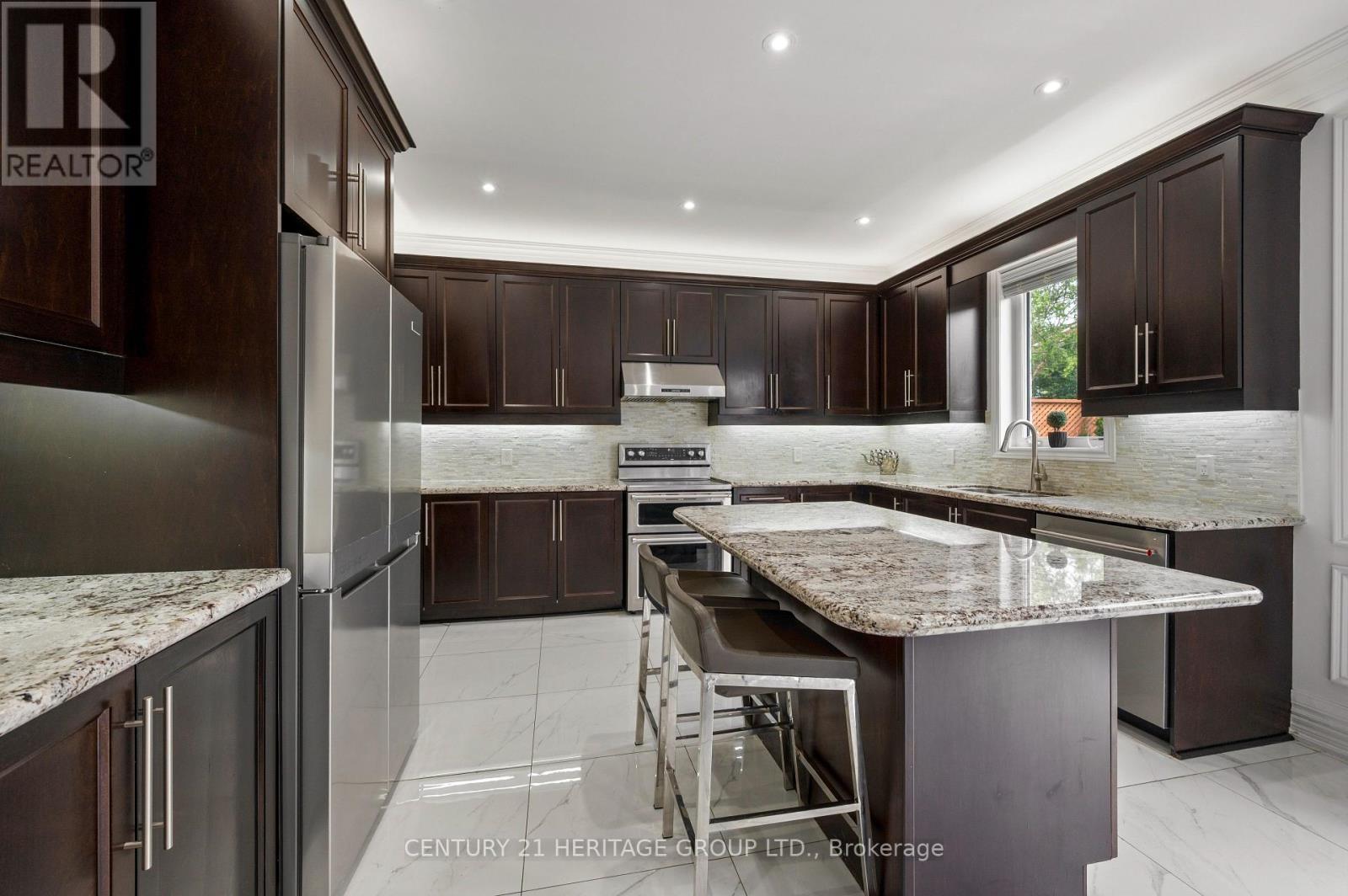 27 Leith Drive, Bradford West Gwillimbury, Ontario  L3Z 0G5 - Photo 12 - N13501134