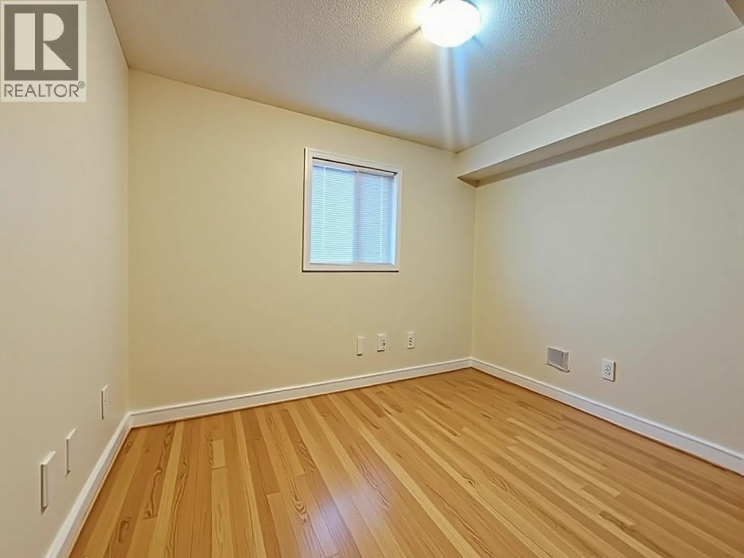 4651 A Canada Way, Burnaby, British Columbia  V5G 1K9 - Photo 11 - R3140898