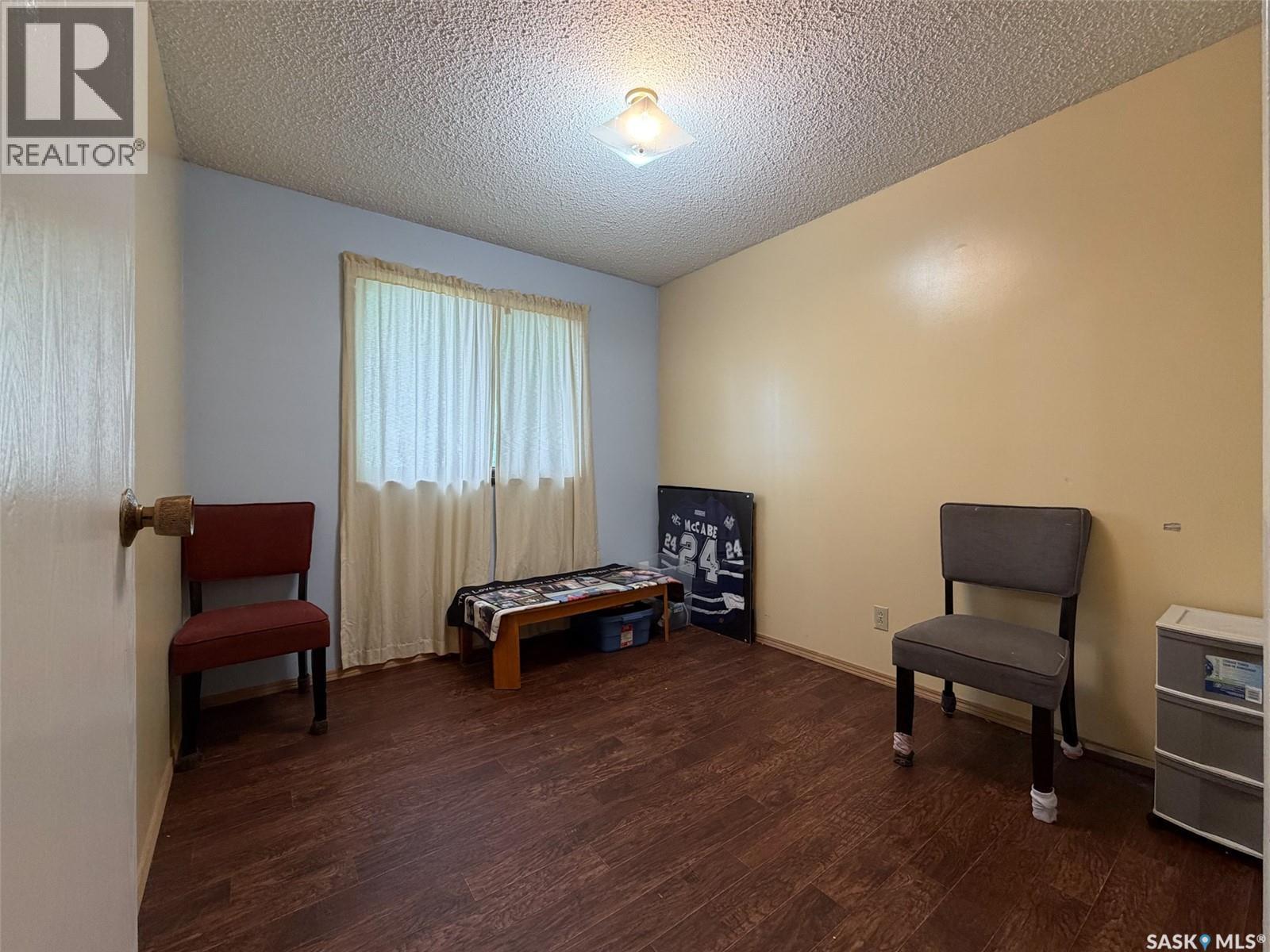 336 2nd Street W, Shaunavon, Saskatchewan  S0N 2M0 - Photo 13 - SK041031