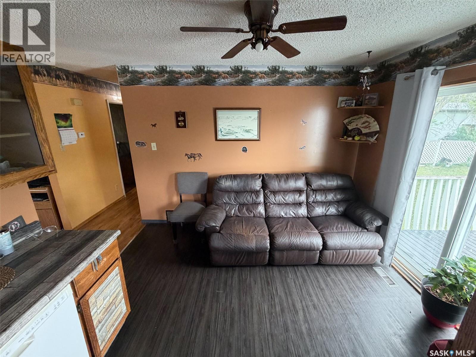 336 2nd Street W, Shaunavon, Saskatchewan  S0N 2M0 - Photo 16 - SK041031