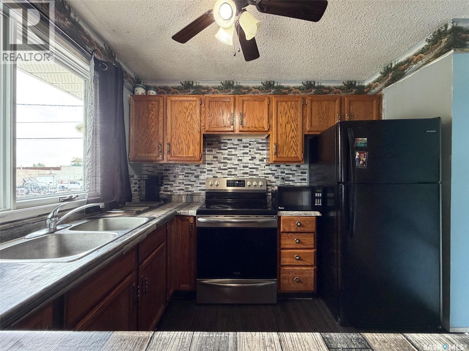 336 2nd Street W, Shaunavon, Saskatchewan  S0N 2M0 - Photo 19 - SK041031