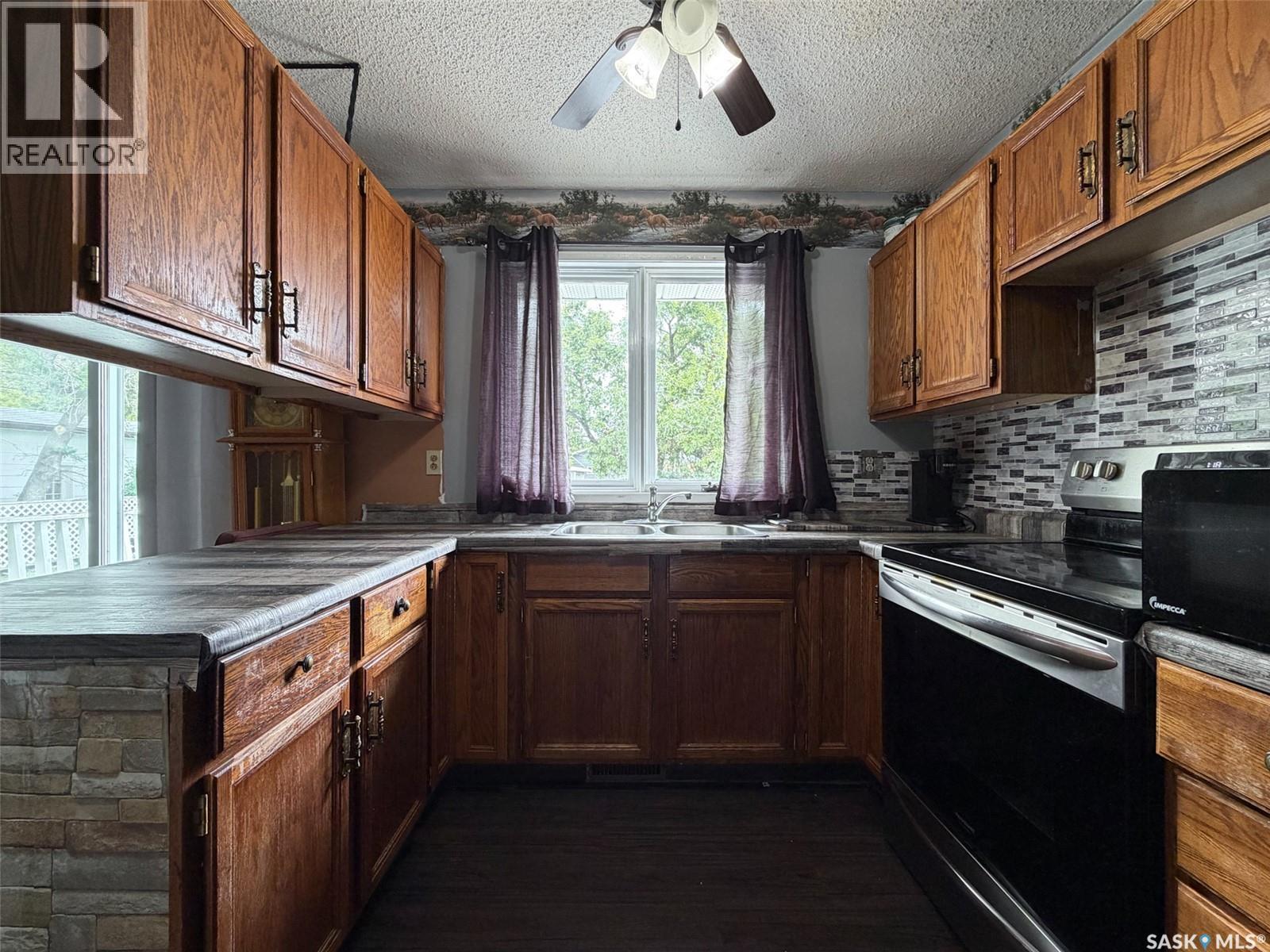 336 2nd Street W, Shaunavon, Saskatchewan  S0N 2M0 - Photo 20 - SK041031