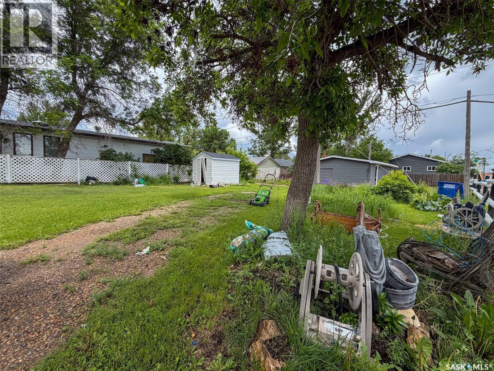 336 2nd Street W, Shaunavon, Saskatchewan  S0N 2M0 - Photo 39 - SK041031