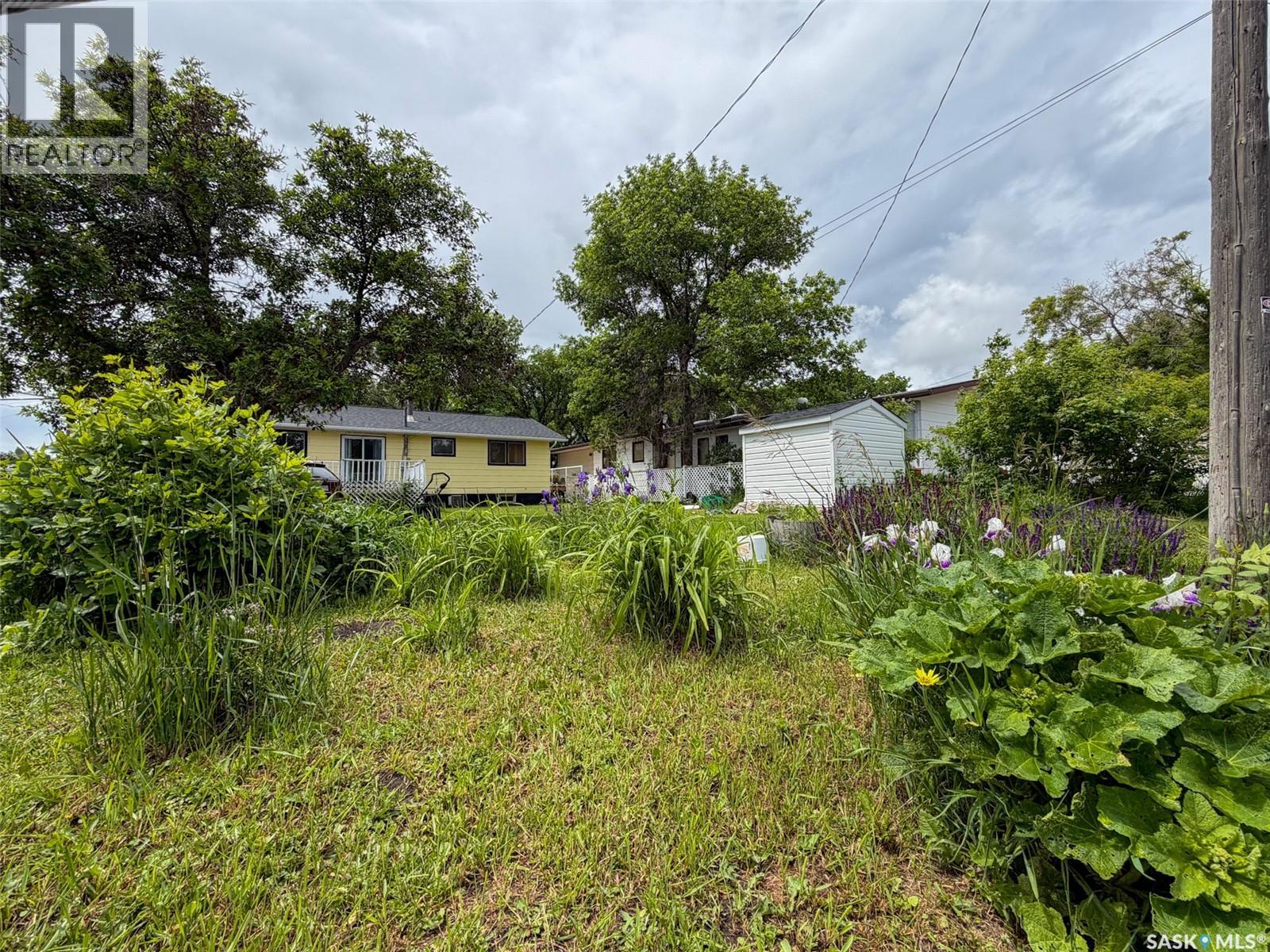 336 2nd Street W, Shaunavon, Saskatchewan  S0N 2M0 - Photo 40 - SK041031