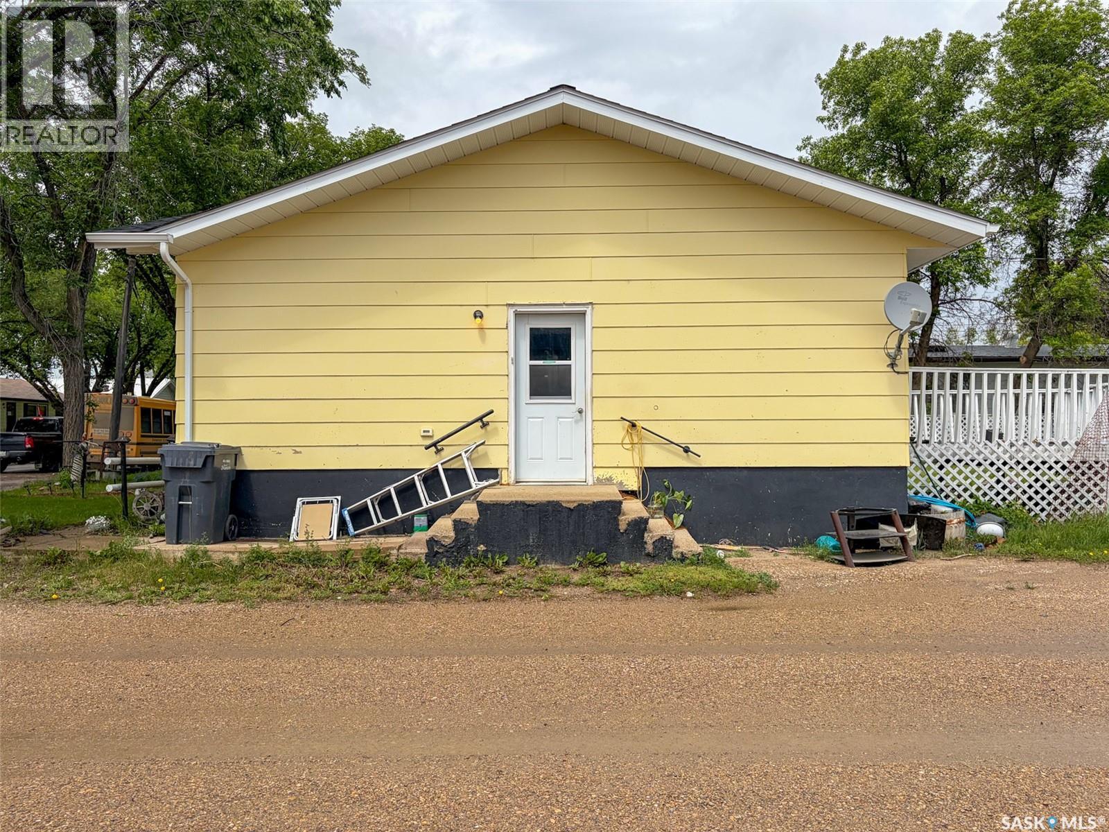 336 2nd Street W, Shaunavon, Saskatchewan  S0N 2M0 - Photo 42 - SK041031
