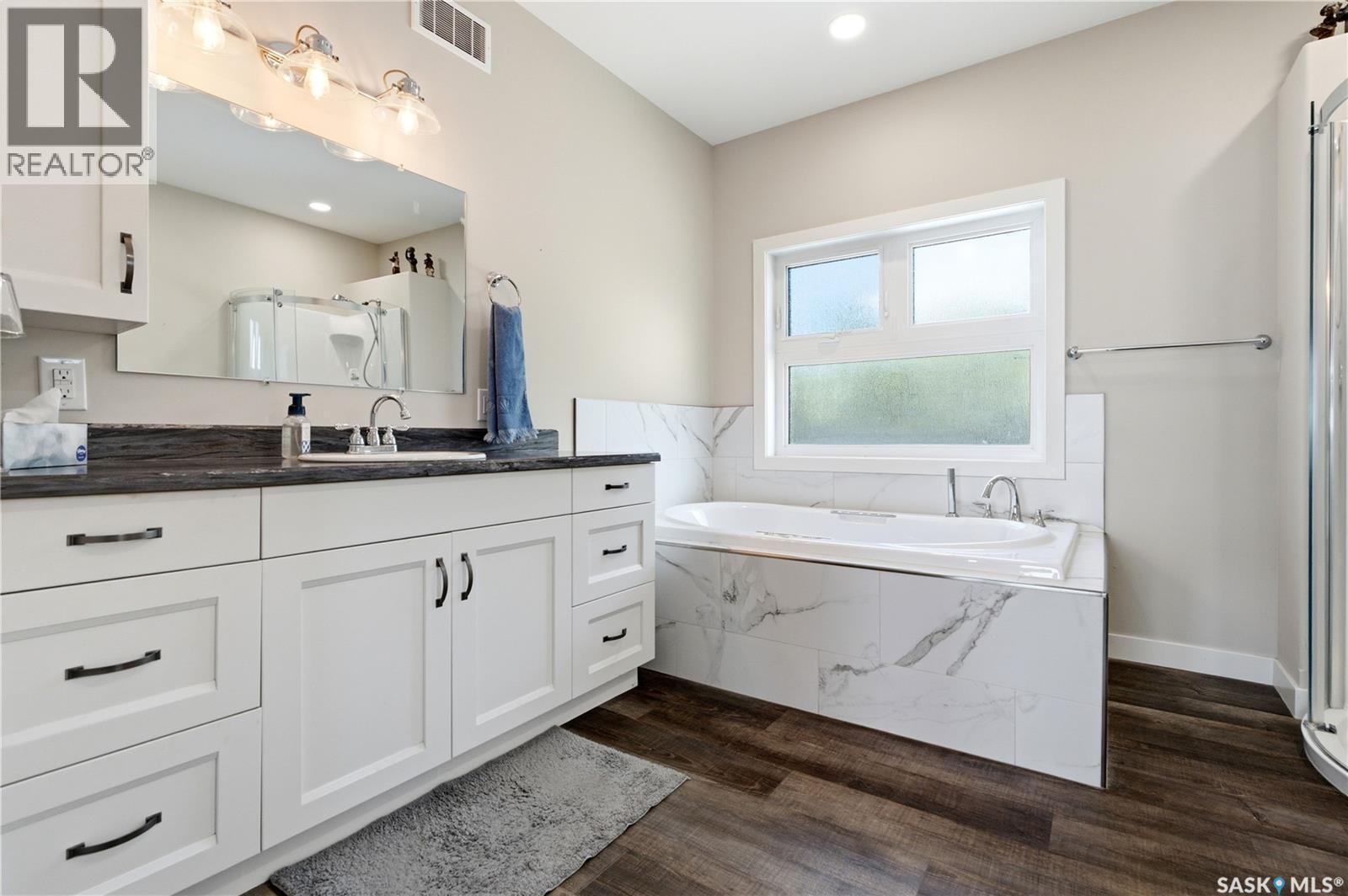 106 Lakeshore Lane, Leslie Beach, Saskatchewan  S0A 1A0 - Photo 45 - SK040991