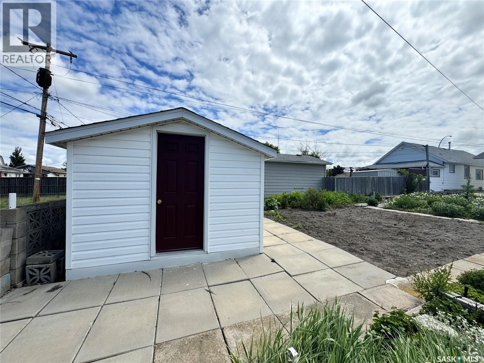 313 5th Avenue W, Biggar, Saskatchewan  S0K 0M0 - Photo 30 - SK040952