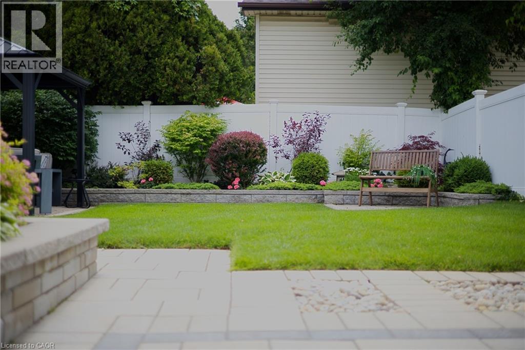 680 Lomond Crescent, Burlington, Ontario  L7L 2P1 - Photo 34 - 40835472