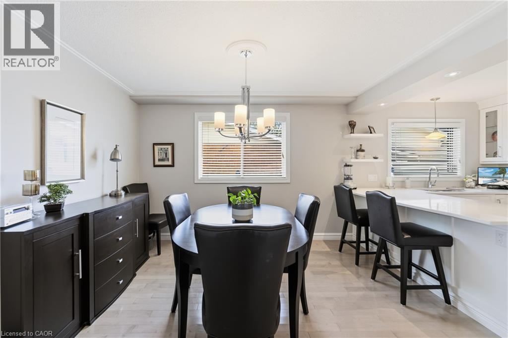 680 Lomond Crescent, Burlington, Ontario  L7L 2P1 - Photo 8 - 40835472