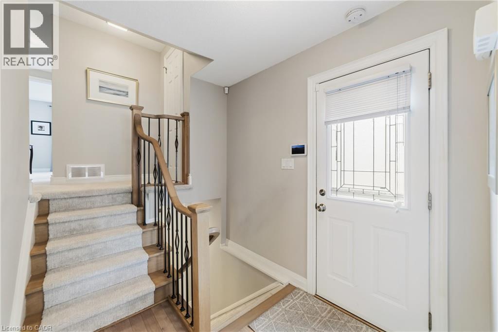 680 Lomond Crescent, Burlington, Ontario  L7L 2P1 - Photo 13 - 40835472