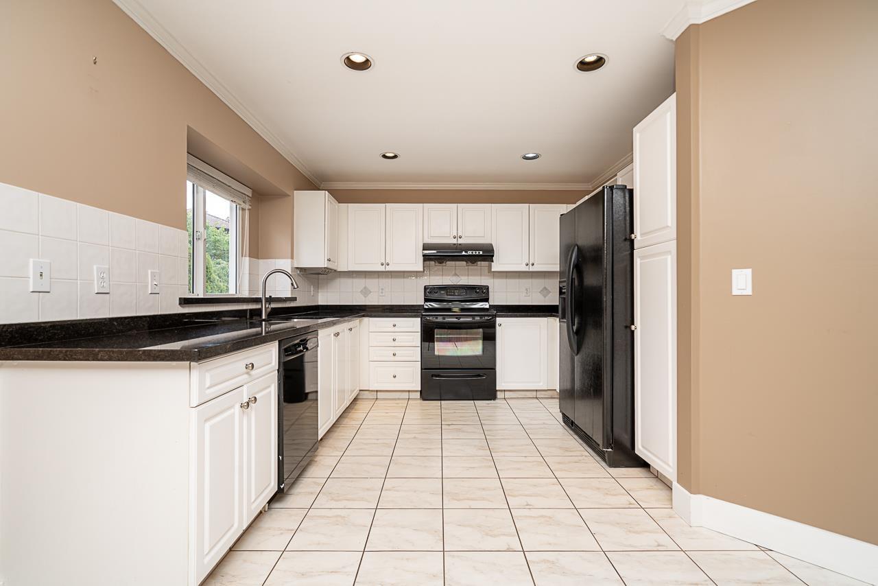 15445 109a Avenue, Surrey, British Columbia  V3R 0X6 - Photo 9 - R3140825