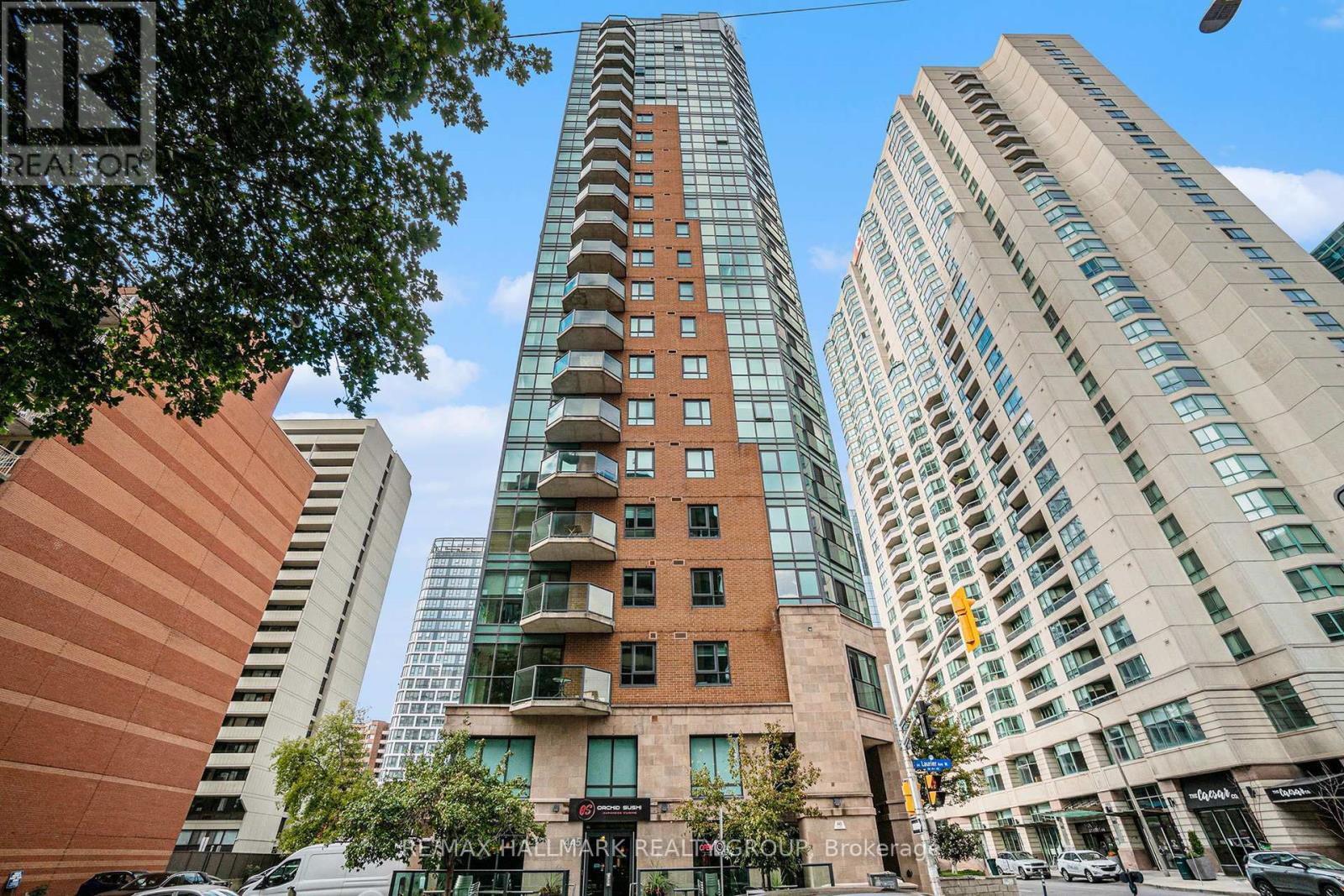 PH#4 - 445 LAURIER AVENUE W, Ottawa, Ontario