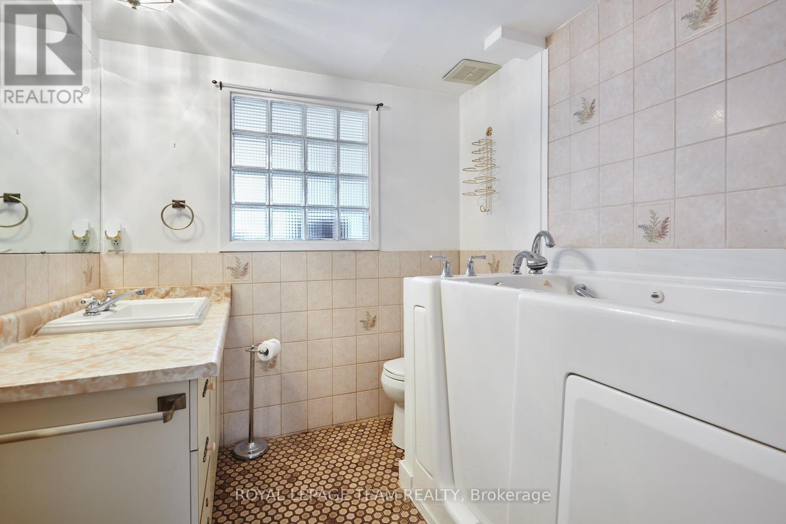 293 Island Park Drive, Ottawa, Ontario  K1Y 0A6 - Photo 17 - X13502954