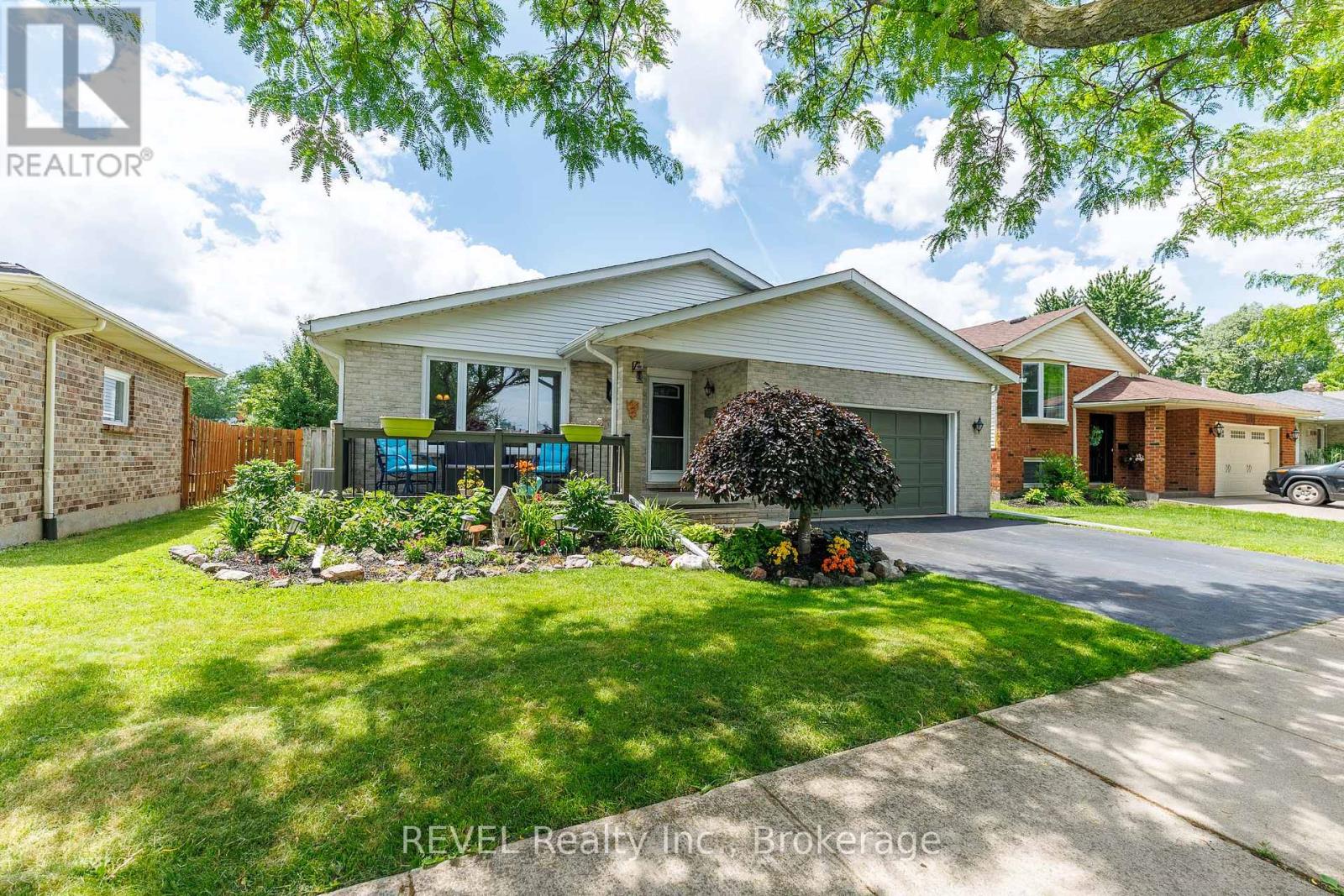 6096 CRIMSON DRIVE, Niagara Falls, Ontario