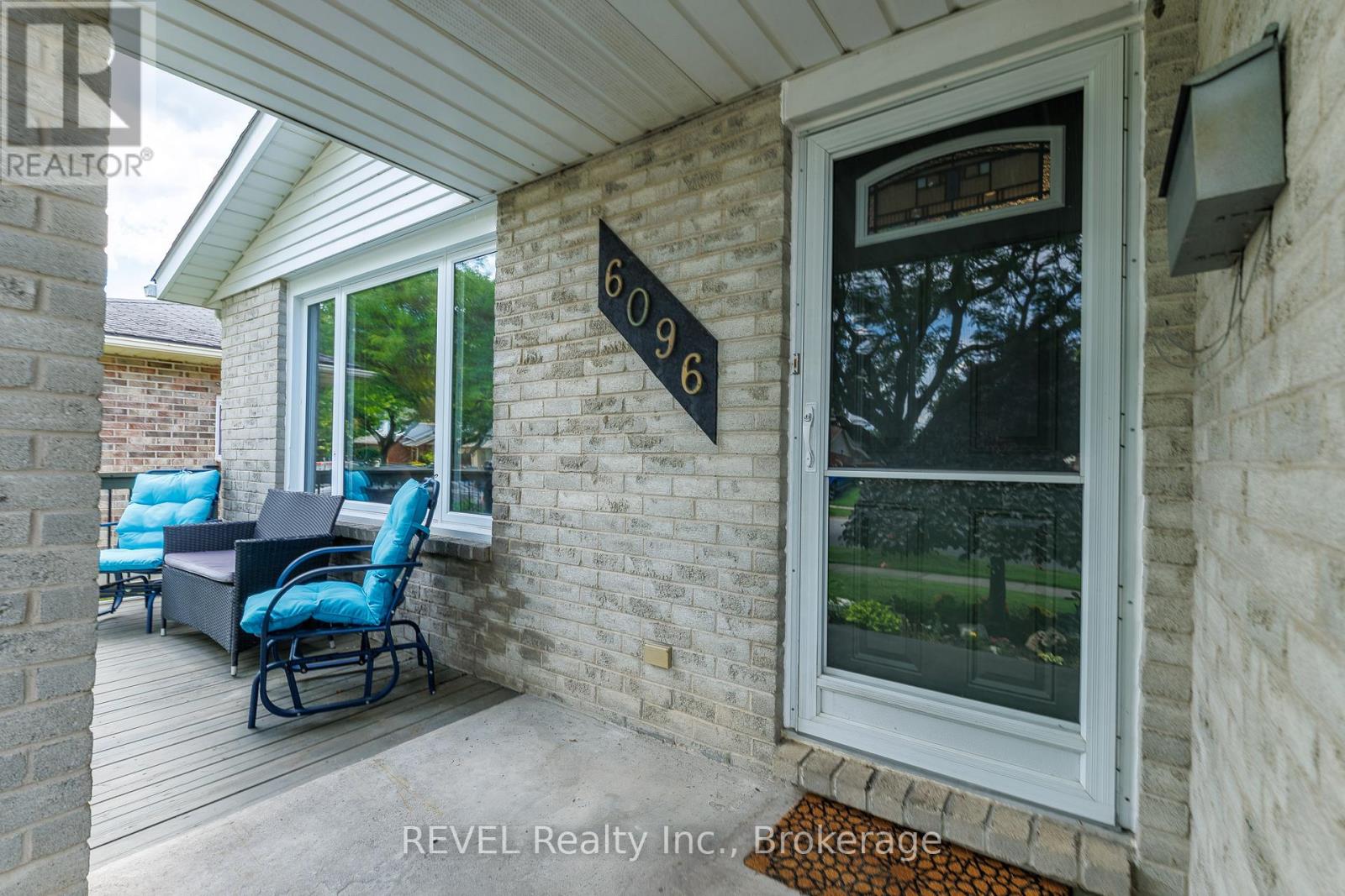 6096 Crimson Drive, Niagara Falls, Ontario  L2G 7S5 - Photo 5 - X13502940