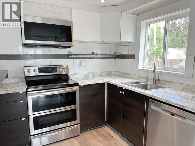 121-833 Range Road, Whitehorse, Yukon  Y1A 3A7 - Photo 8 - 17437