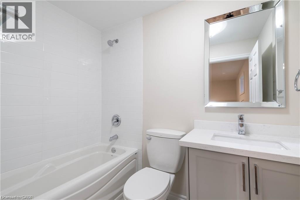 347 Clifton Downs Road Unit# 2, Hamilton, Ontario  L9C 7A8 - Photo 8 - 40843724