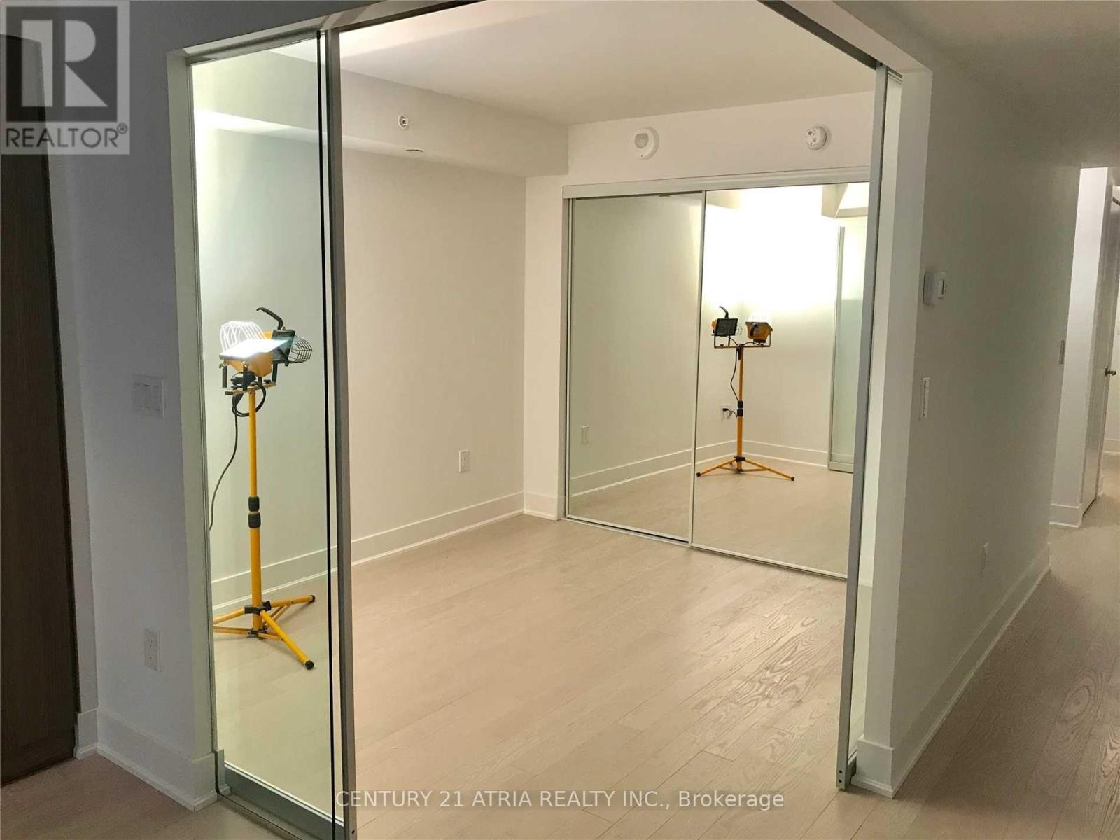 616 - 955 Bay Street, Toronto, Ontario  M5S 0C6 - Photo 10 - C13502832