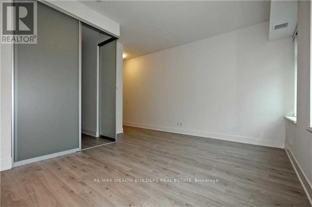 328 - 111 St Clair Avenue W, Toronto, Ontario  M4V 1N5 - Photo 3 - C13502900