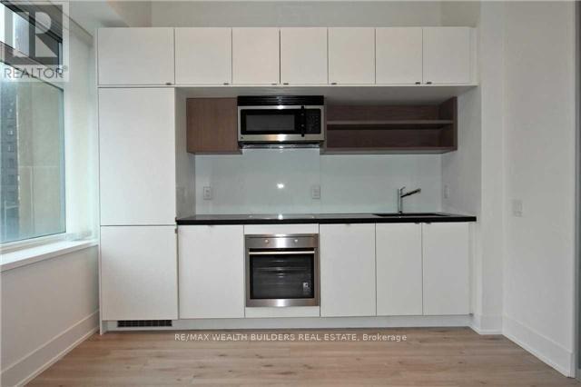 328 - 111 St Clair Avenue W, Toronto, Ontario  M4V 1N5 - Photo 7 - C13502900
