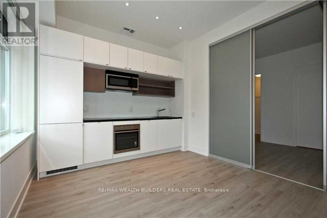 328 - 111 St Clair Avenue W, Toronto, Ontario  M4V 1N5 - Photo 8 - C13502900
