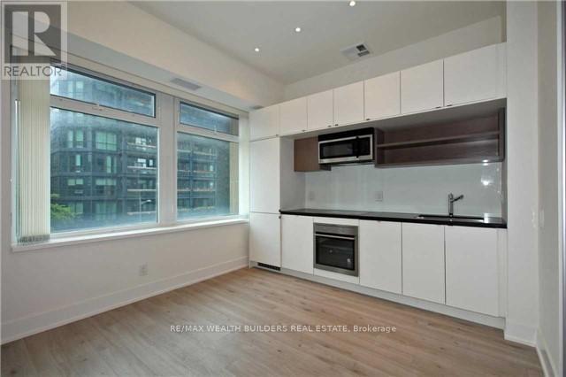 328 - 111 St Clair Avenue W, Toronto, Ontario  M4V 1N5 - Photo 9 - C13502900