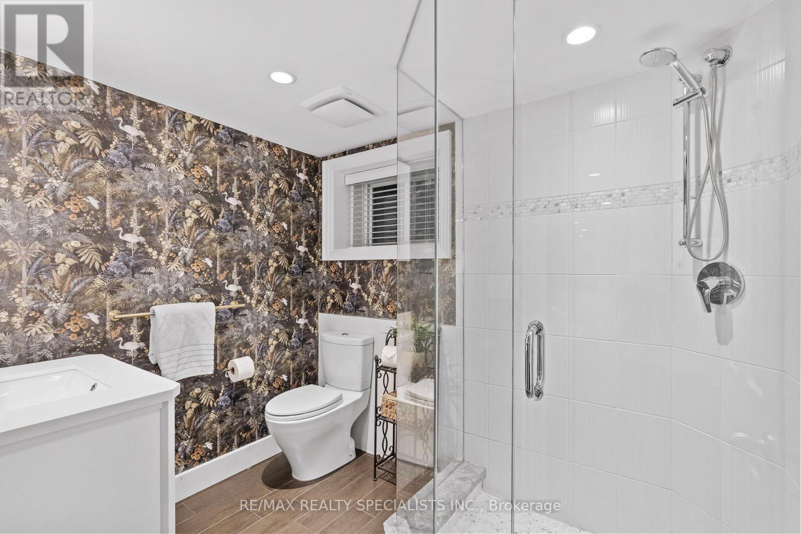 49 Wheeler Avenue, Toronto, Ontario  M4L 3V3 - Photo 41 - E13502874