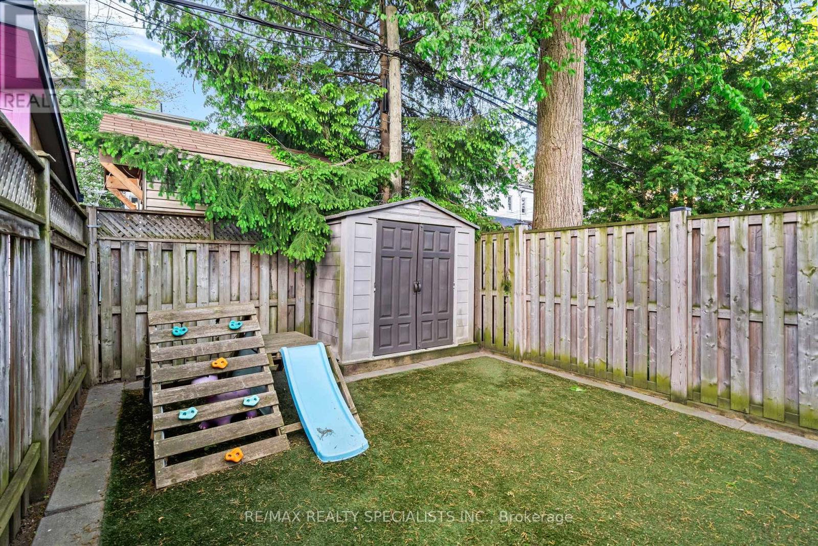 49 Wheeler Avenue, Toronto, Ontario  M4L 3V3 - Photo 46 - E13502874