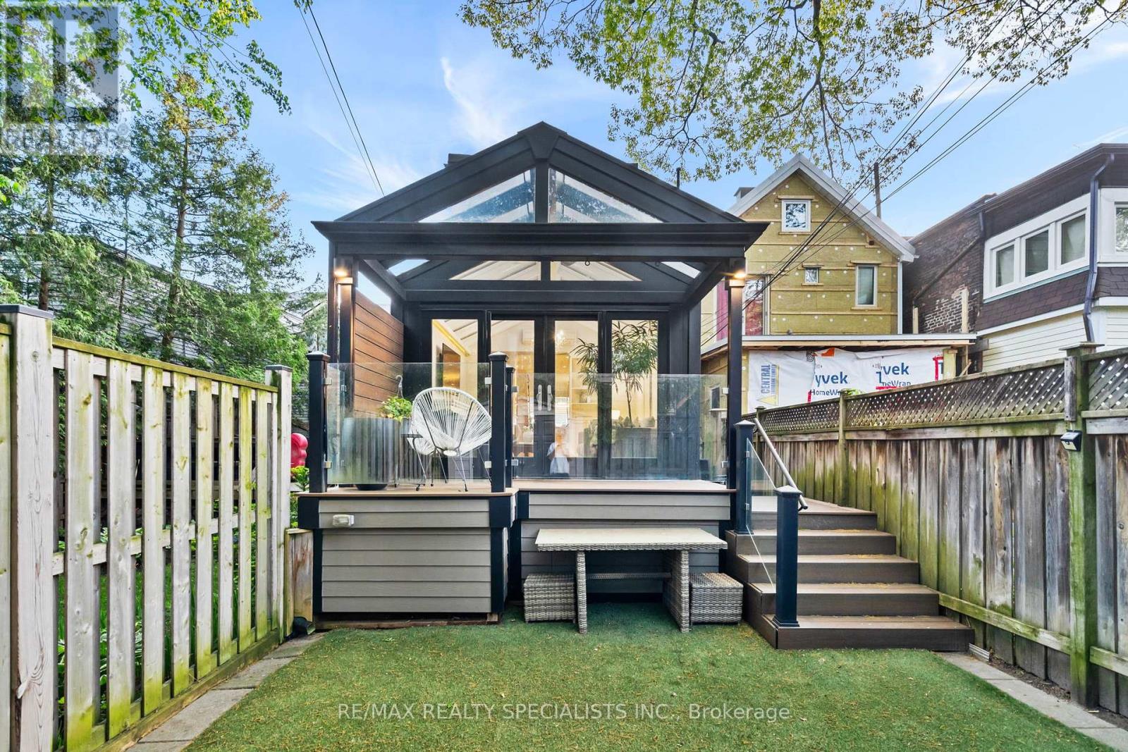 49 Wheeler Avenue, Toronto, Ontario  M4L 3V3 - Photo 47 - E13502874