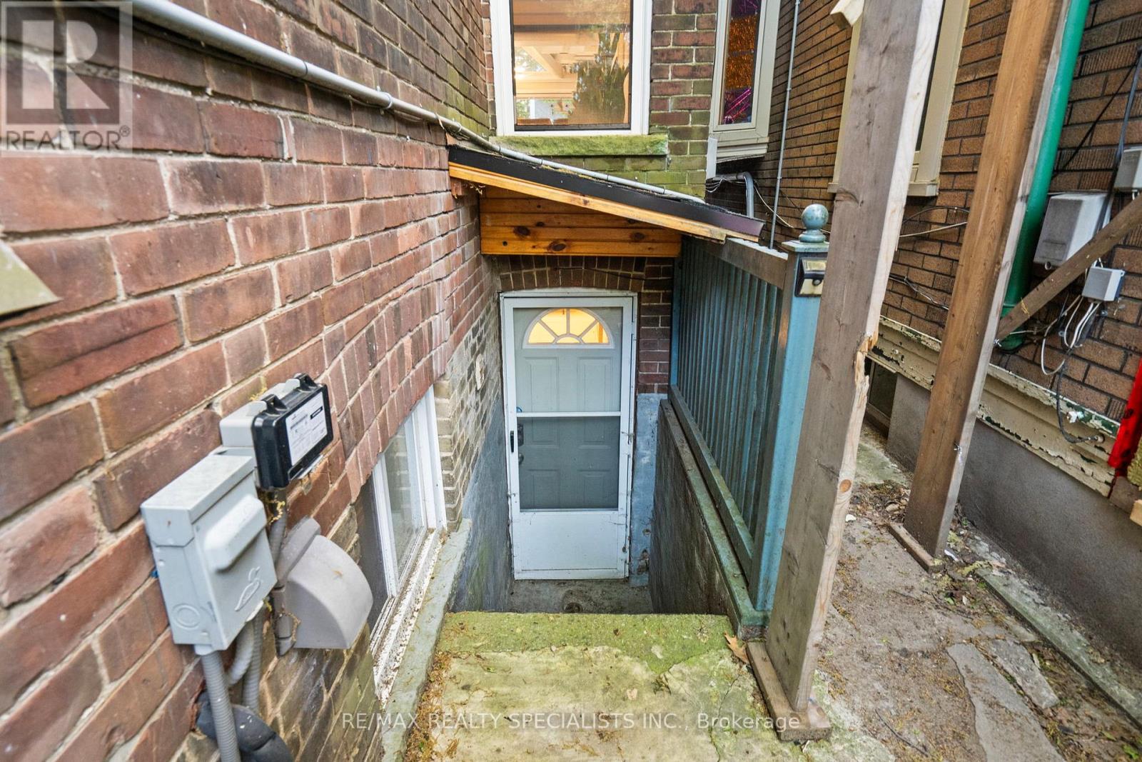 49 Wheeler Avenue, Toronto, Ontario  M4L 3V3 - Photo 48 - E13502874