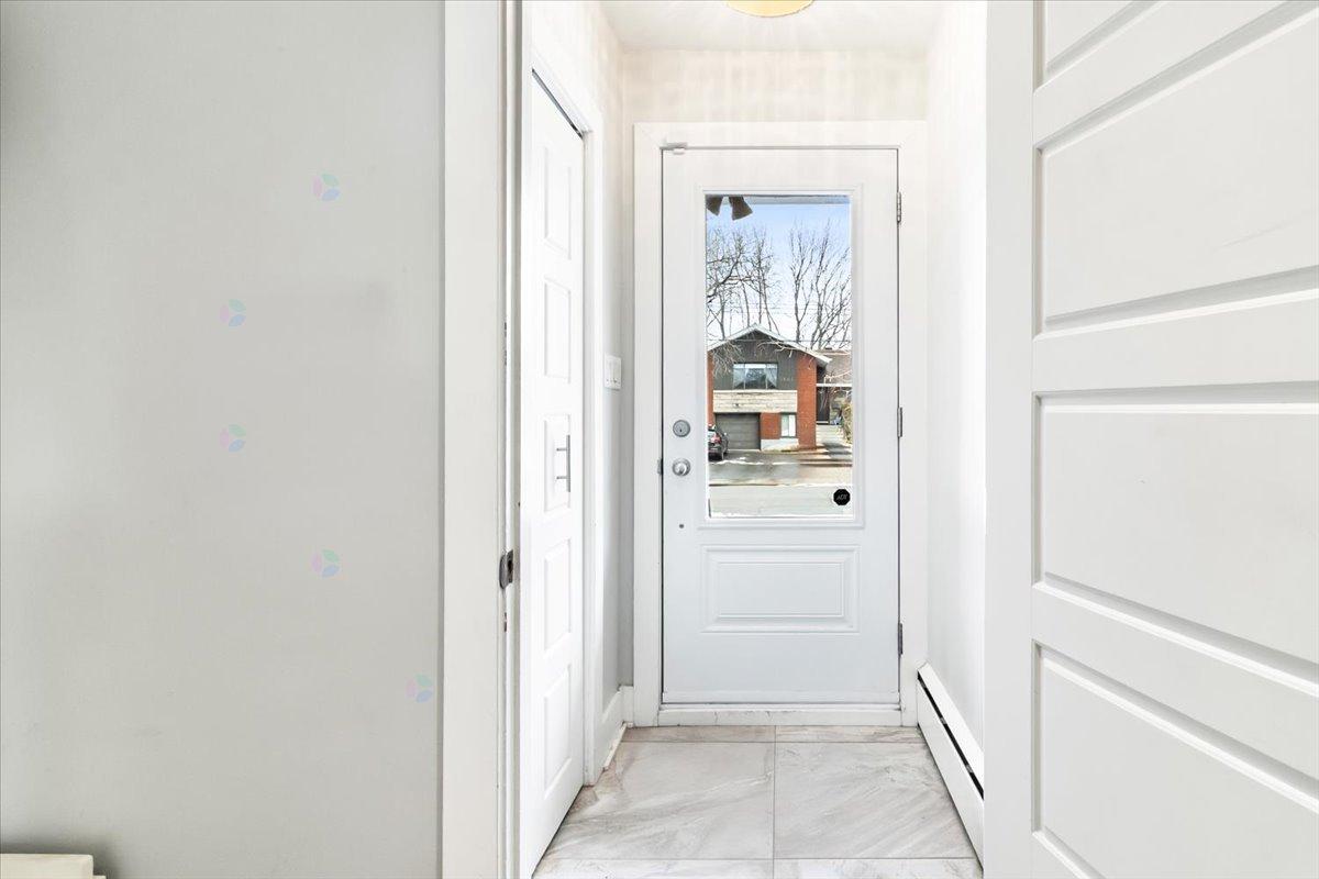 5802 Av. Palmer Côte-Saint-Luc Quebec Canada H4W2H4 4
